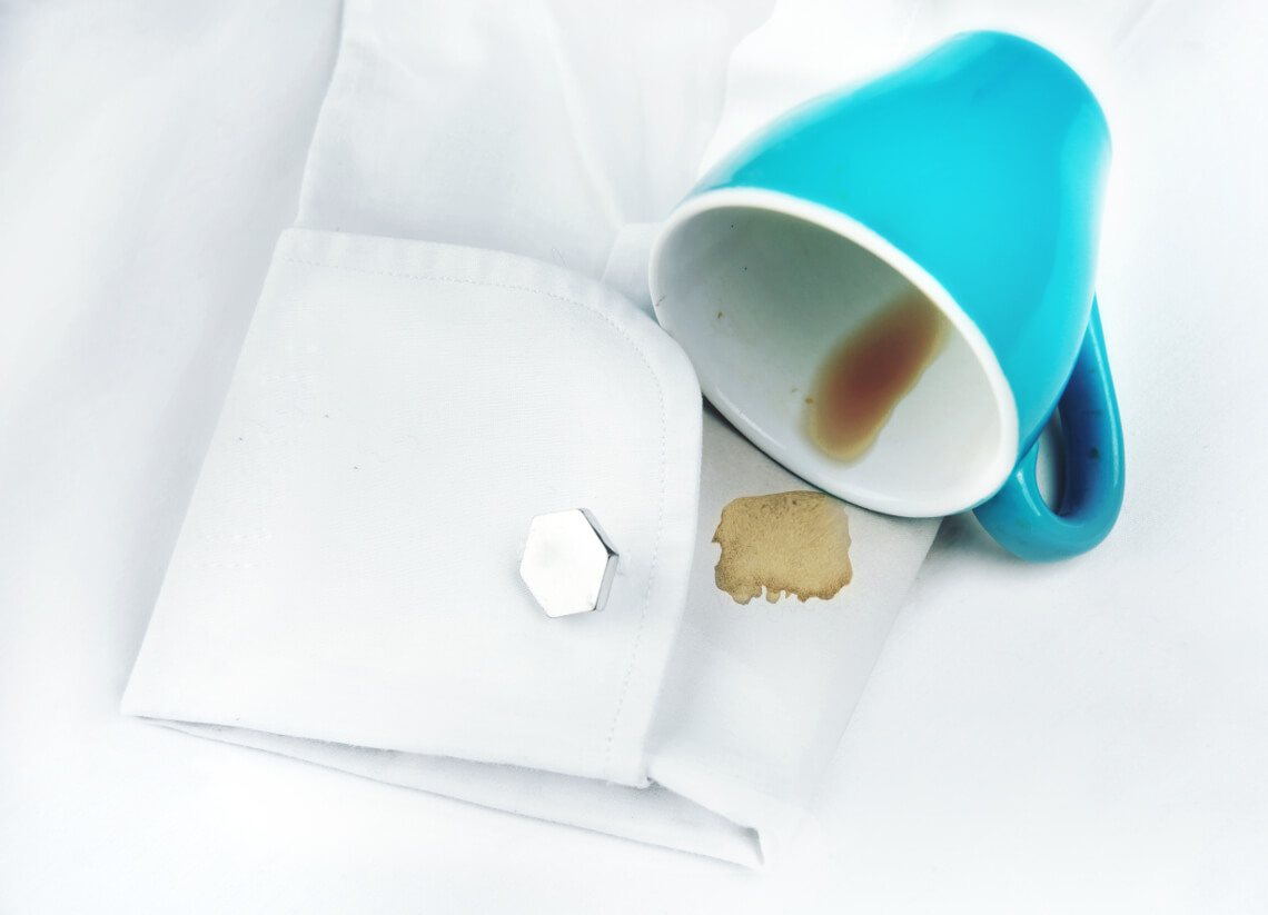 How to remove stains of tea from clothes