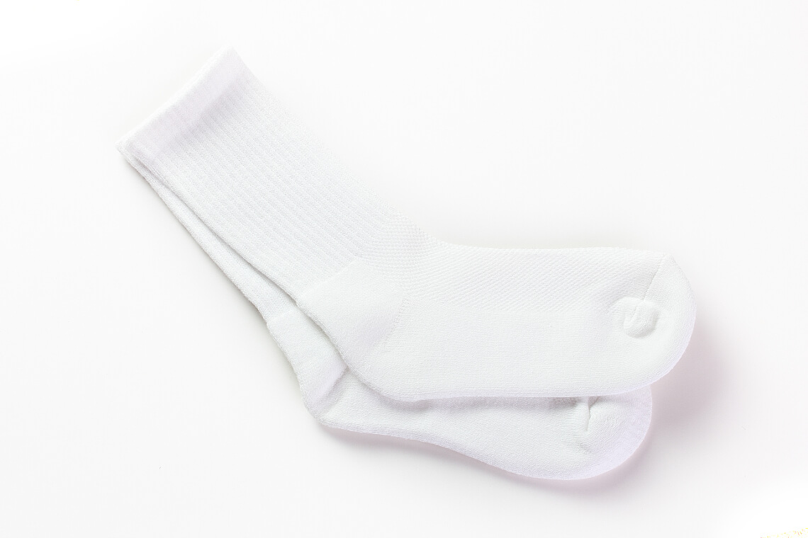 How to whiten white socks at home